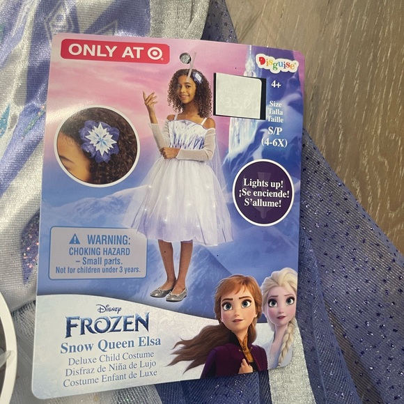 Disguise for Target Frozen Snow Queen Elsa light up costume. NWT small 4/6 - Picture 7 of 7
